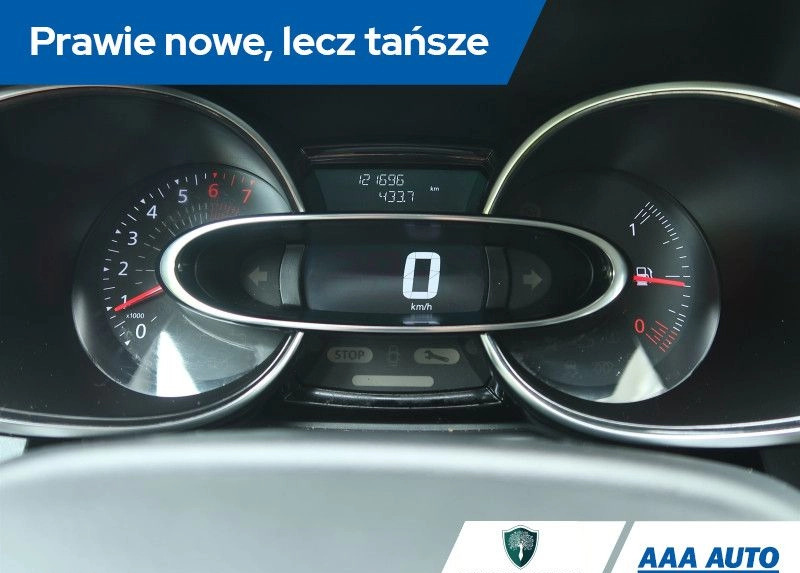 Renault Clio cena 37000 przebieg: 121688, rok produkcji 2018 z Krynki małe 232